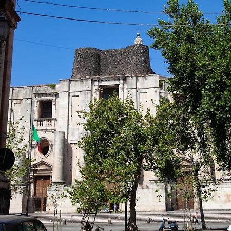 קטאניה La Casetta In Centro By Sicily In Home מראה חיצוני תמונה