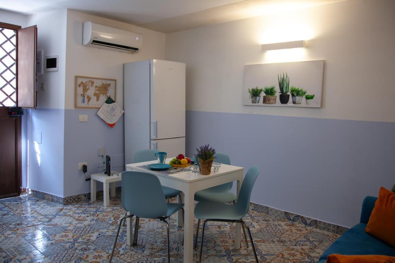 קטאניה La Casetta In Centro By Sicily In Home מראה חיצוני תמונה