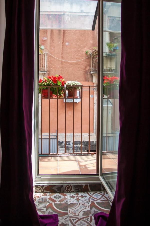 קטאניה La Casetta In Centro By Sicily In Home מראה חיצוני תמונה