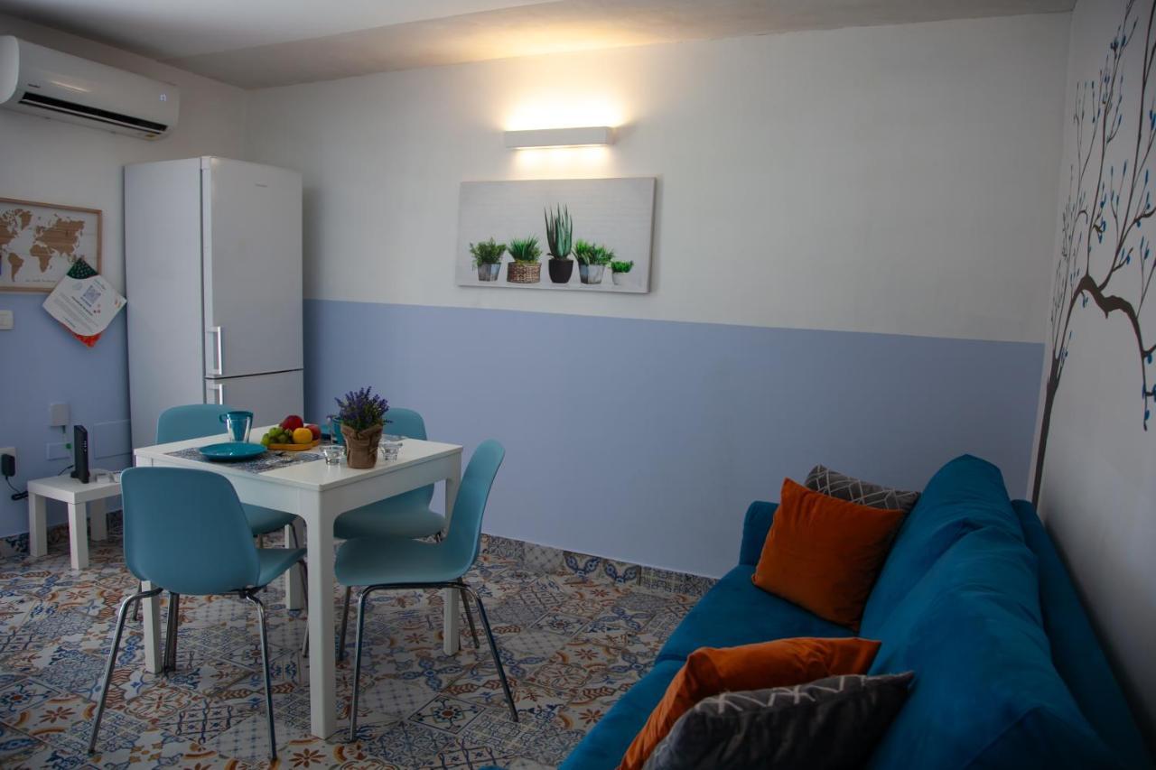 קטאניה La Casetta In Centro By Sicily In Home מראה חיצוני תמונה