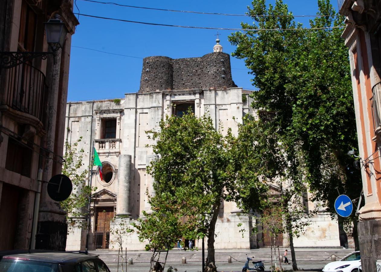 קטאניה La Casetta In Centro By Sicily In Home מראה חיצוני תמונה