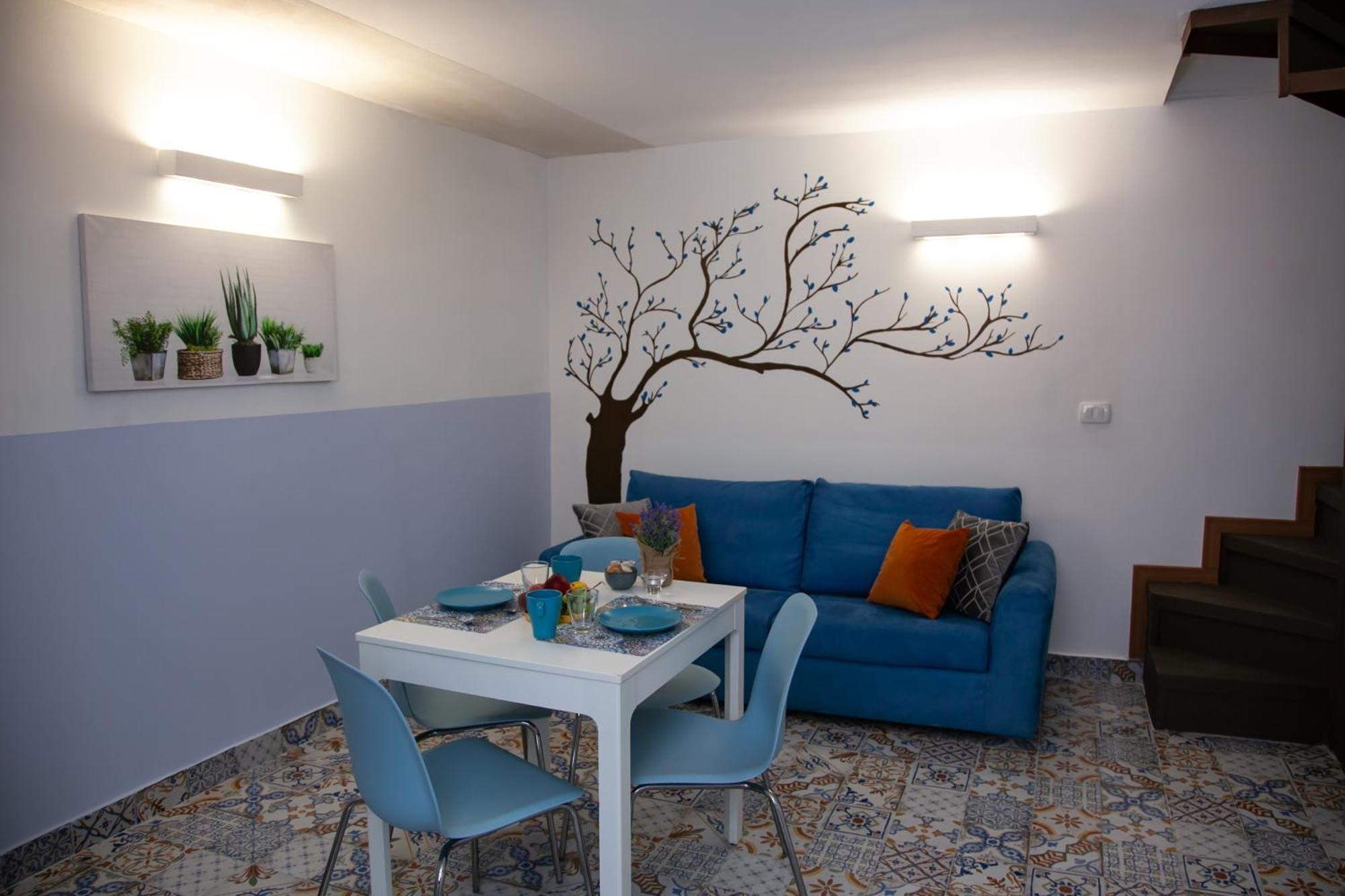 קטאניה La Casetta In Centro By Sicily In Home מראה חיצוני תמונה